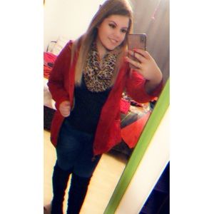 Meet your Posher, Lupita